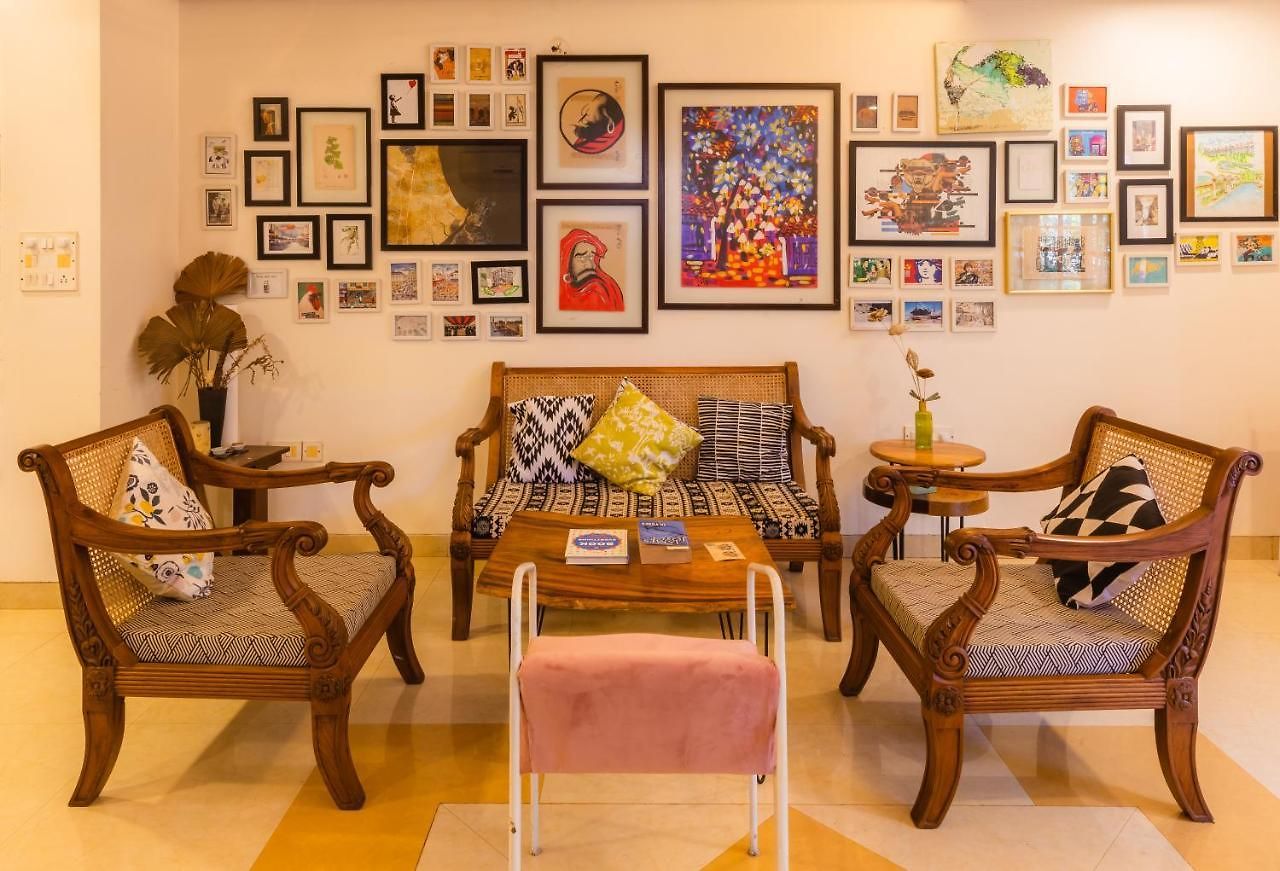 Villa Saffronstays Birdsong - 3br Pet-friendly With Lawns, Treetop Terraces, Gazebo Dining & Tennis Court *