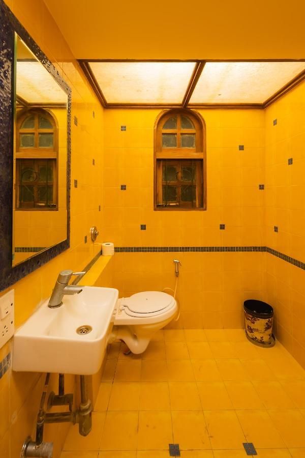 Saffronstays Birdsong - 3br Pet-friendly With Lawns, Treetop Terraces, Gazebo Dining & Tennis Court Villa Mumbai