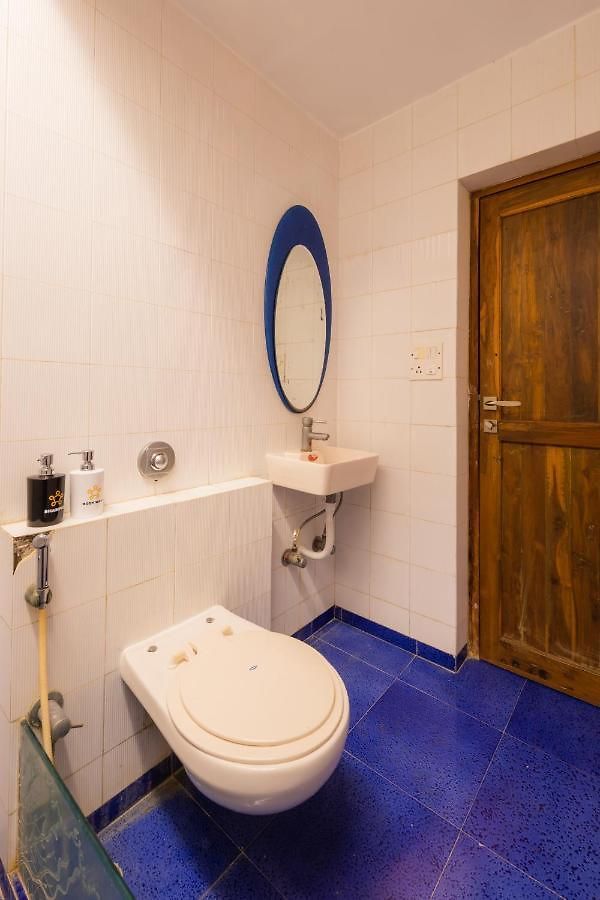 Villa Saffronstays Birdsong - 3br Pet-friendly With Lawns, Treetop Terraces, Gazebo Dining & Tennis Court Mumbai