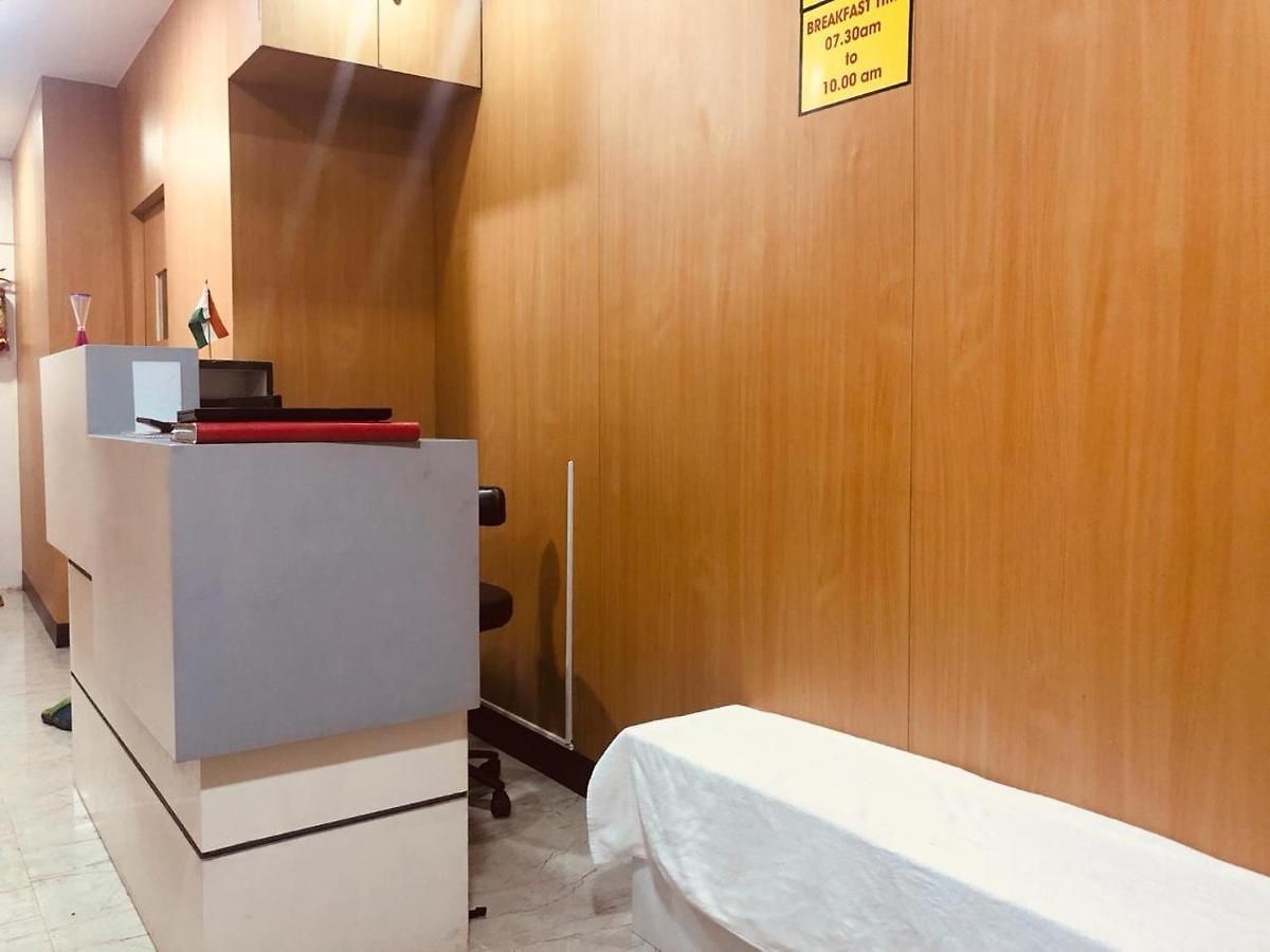 Md Dormitory Ac Deluxe