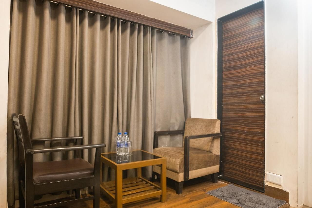 Hotel Bandra Residency