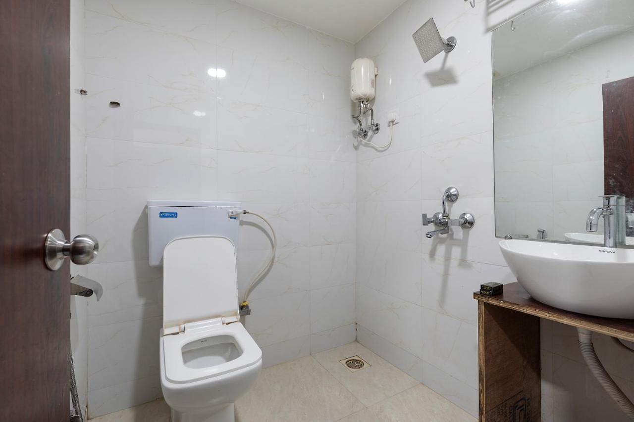 De Classico Mhada Hotel *