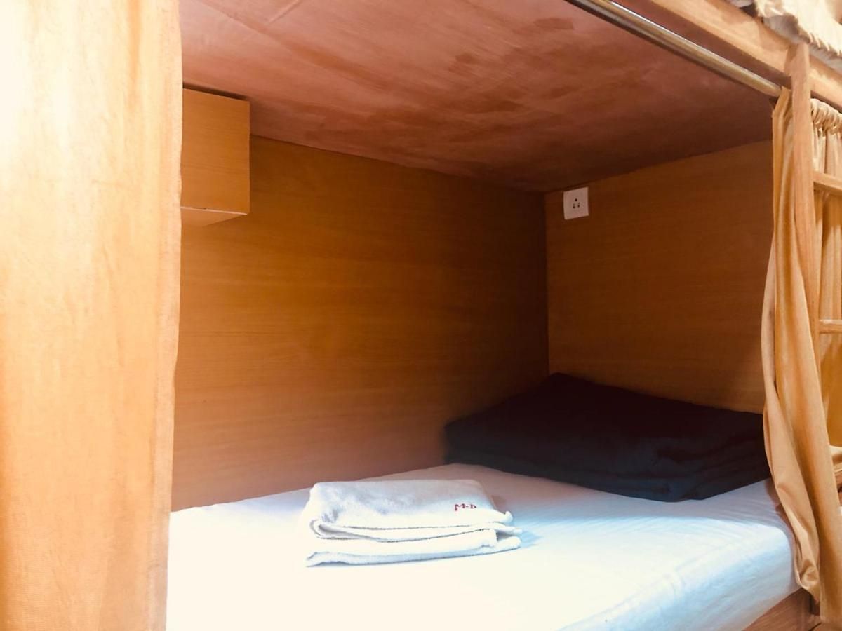 Md Dormitory Ac Deluxe Hostel