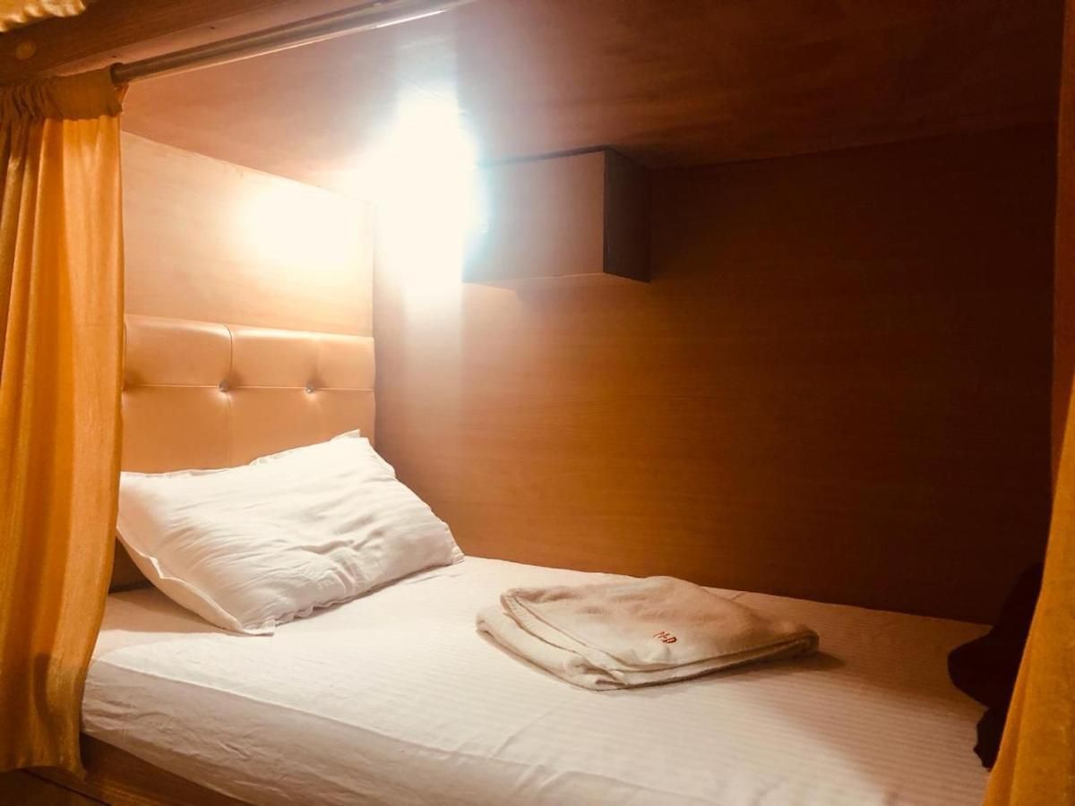 Md Dormitory Ac Deluxe