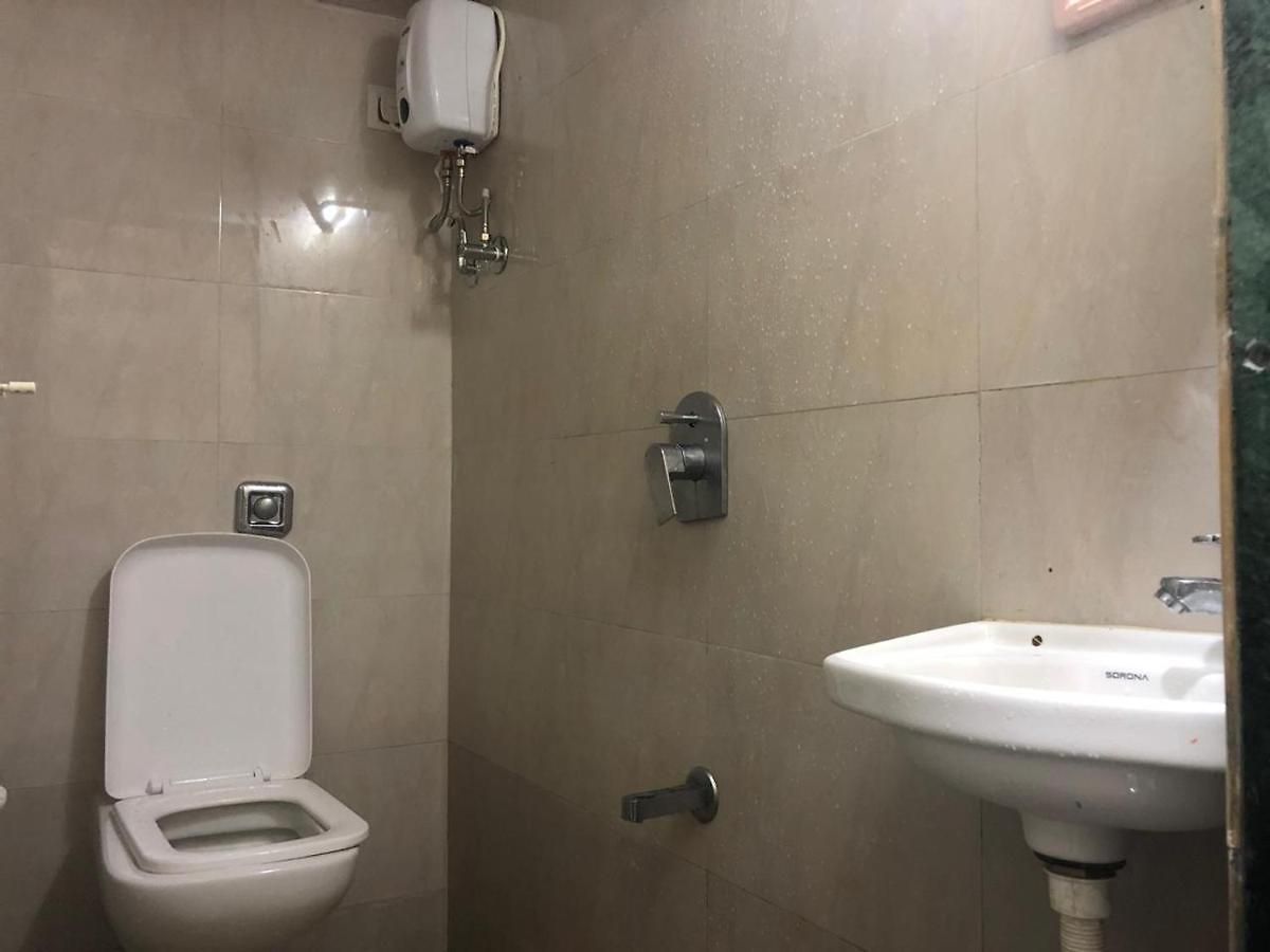 Hostel Md Dormitory Ac Deluxe *