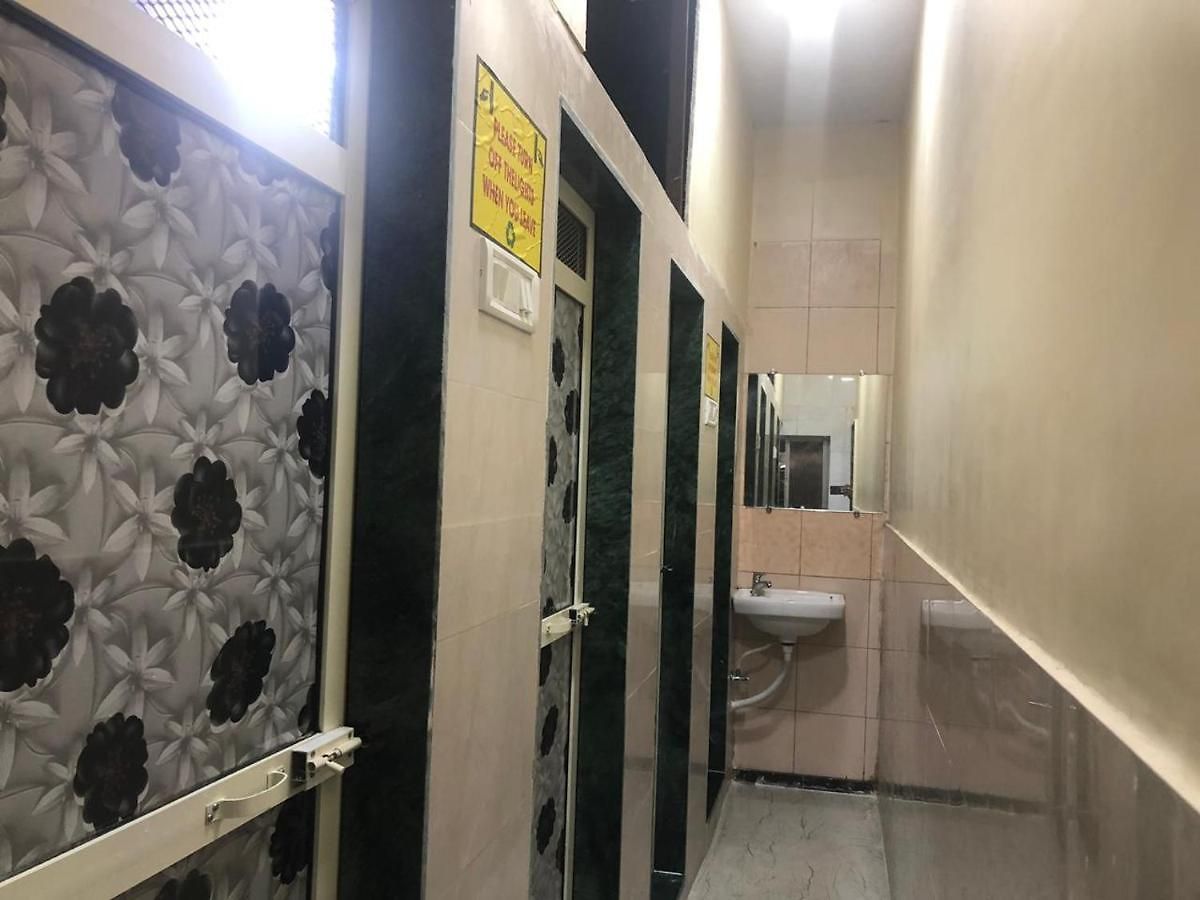 Hostel Md Dormitory Ac Deluxe *