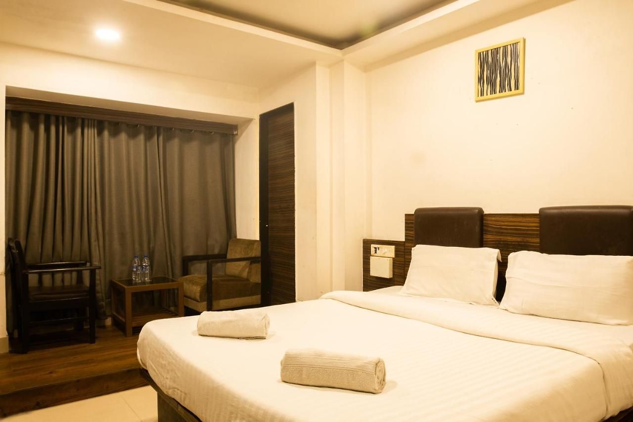 Hotel Bandra Residency Mumbai