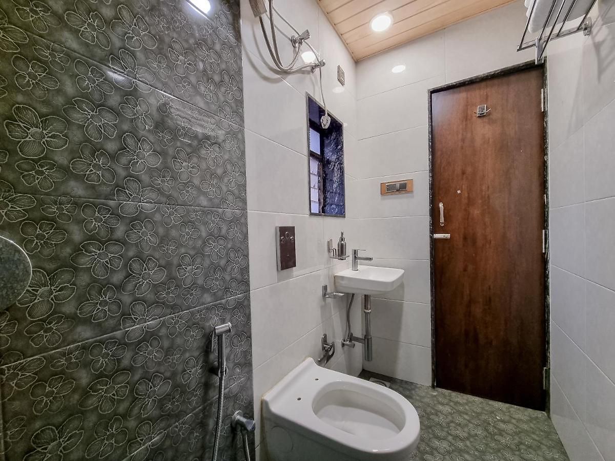 Empire - Near International Airport 3* Mumbai