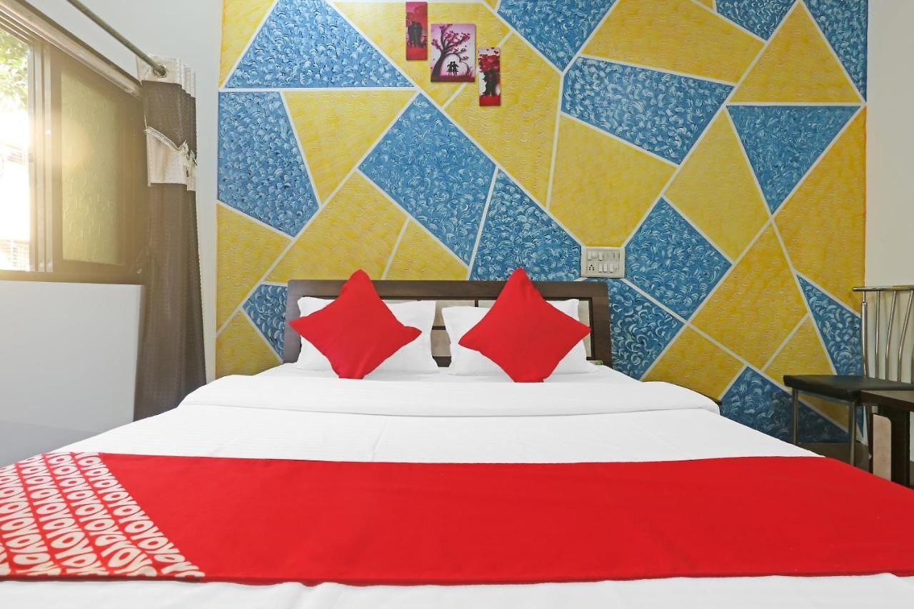 Hotel Oyo 85804 K D Palace 3*