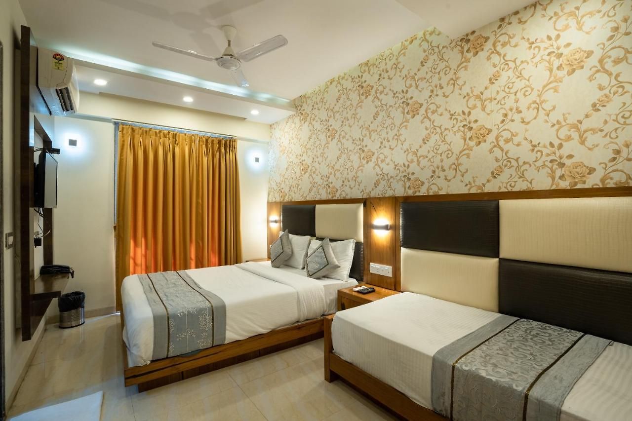 Home2 And Service Apartments, Airport Apartment *