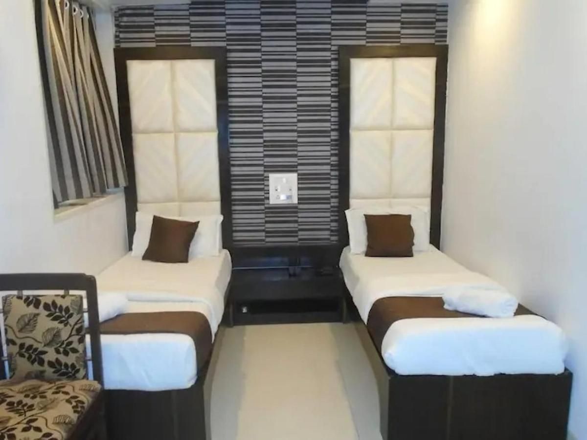 Hotel Satellite 3*