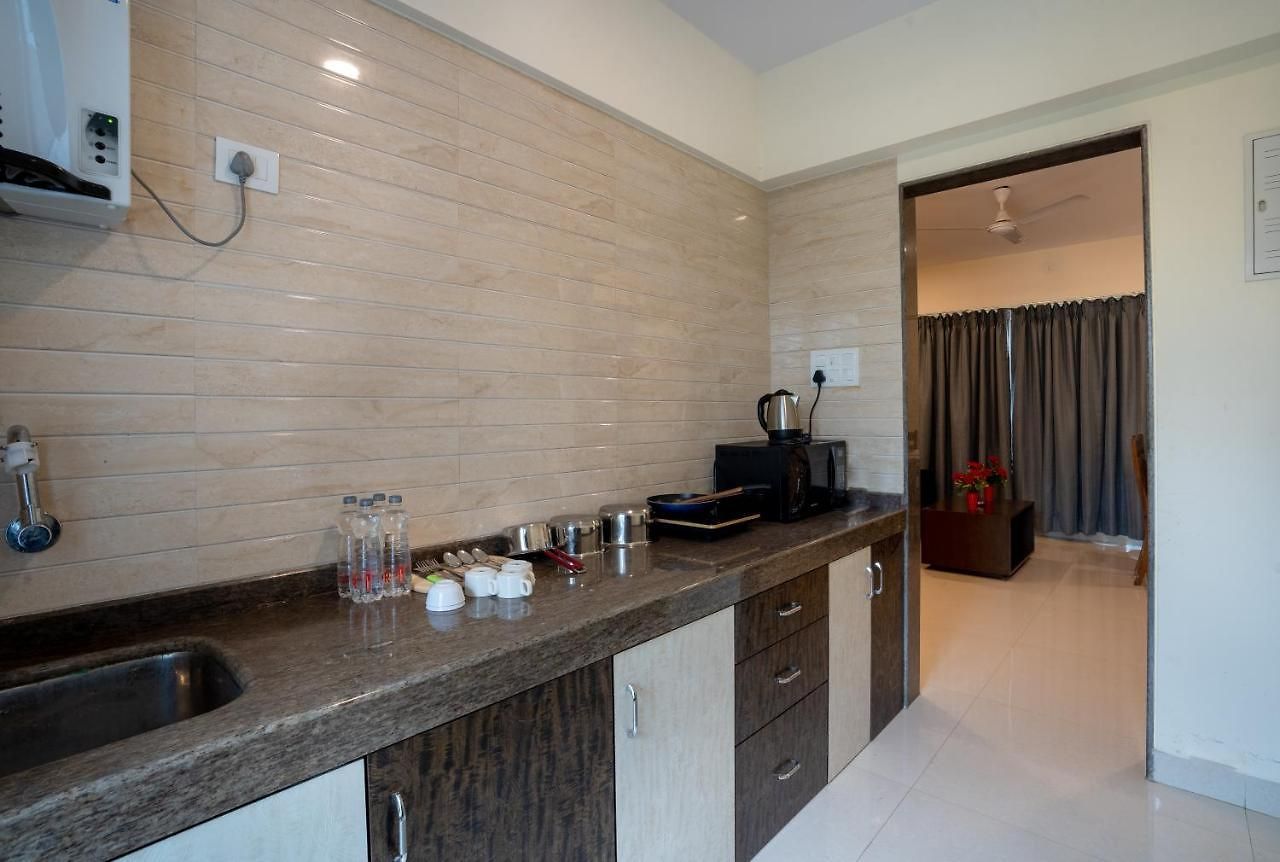 Home2 And Service Apartments, Airport Apartment