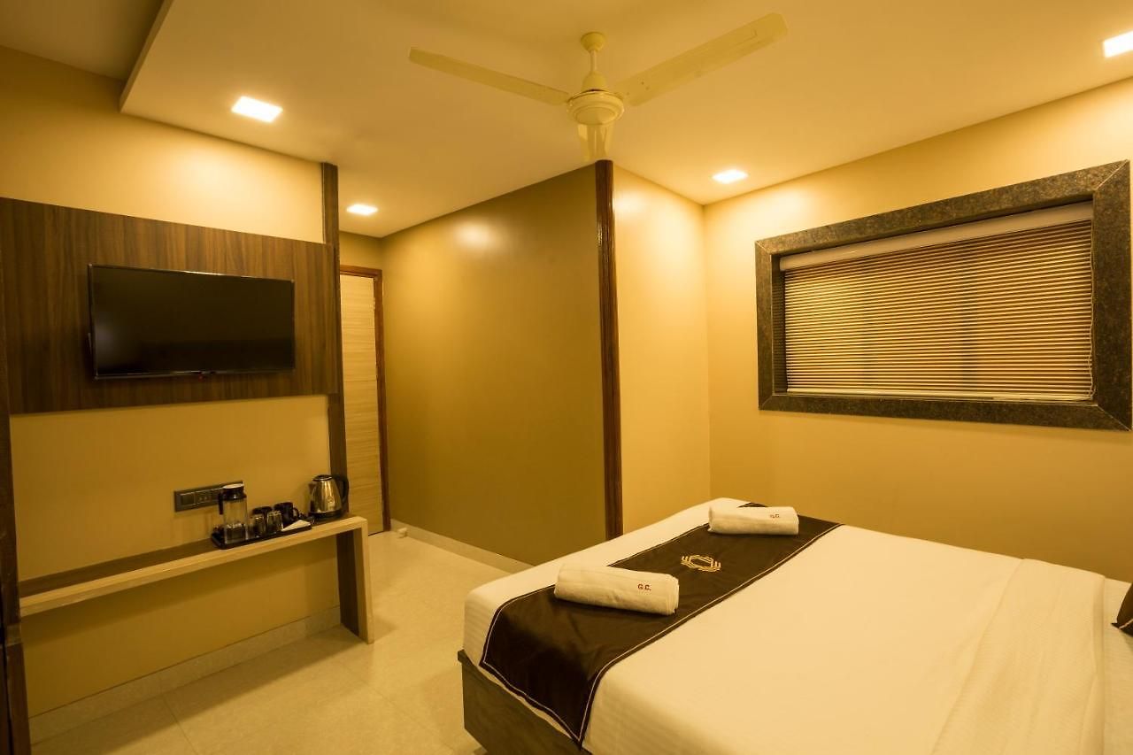 Guest house Golden Crown *