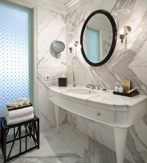 Hotel, Colaba - A Seafront 3*