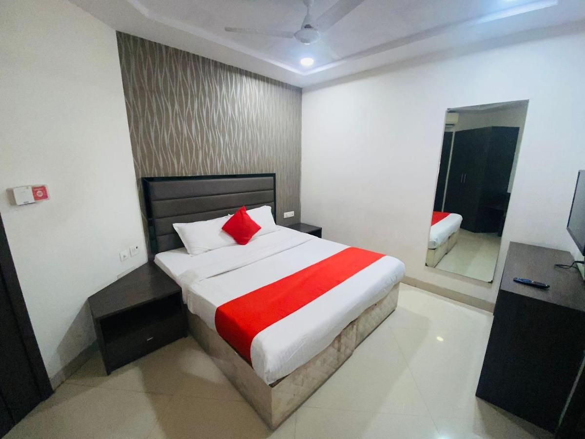 Hotel Kalpana Elite Hotel 3*