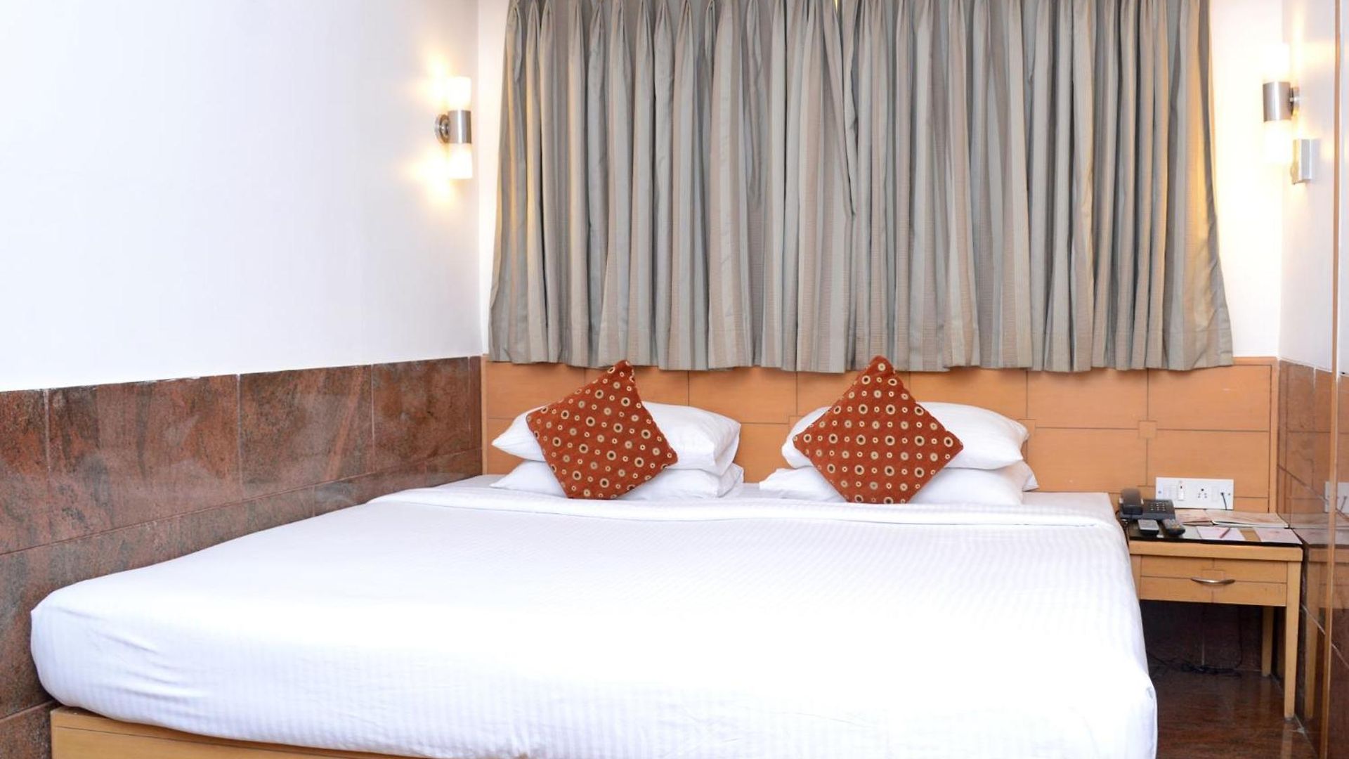 Ramee Guestline Khar Mumbai