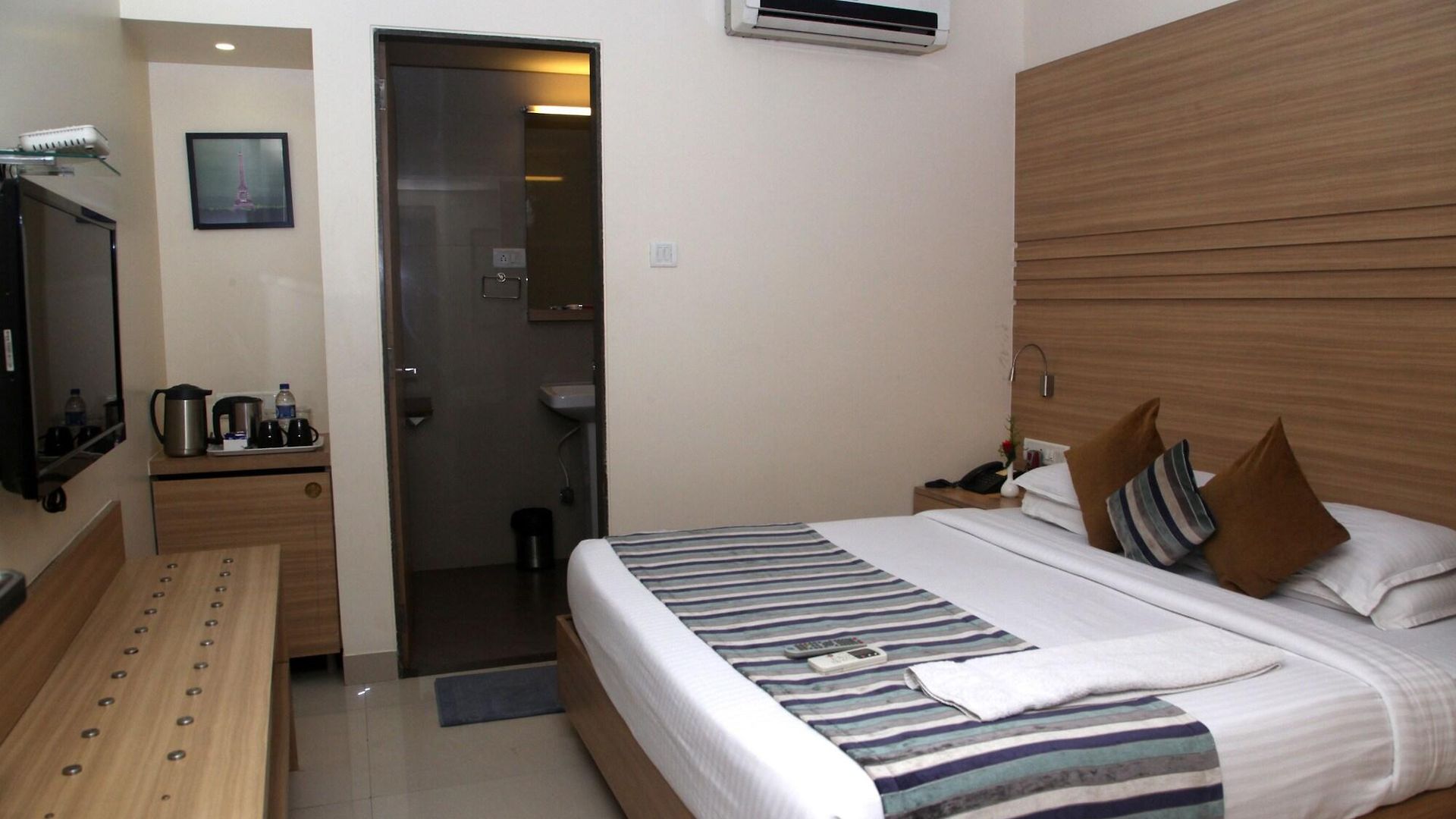 Hotel Concord Galaxy Mumbai