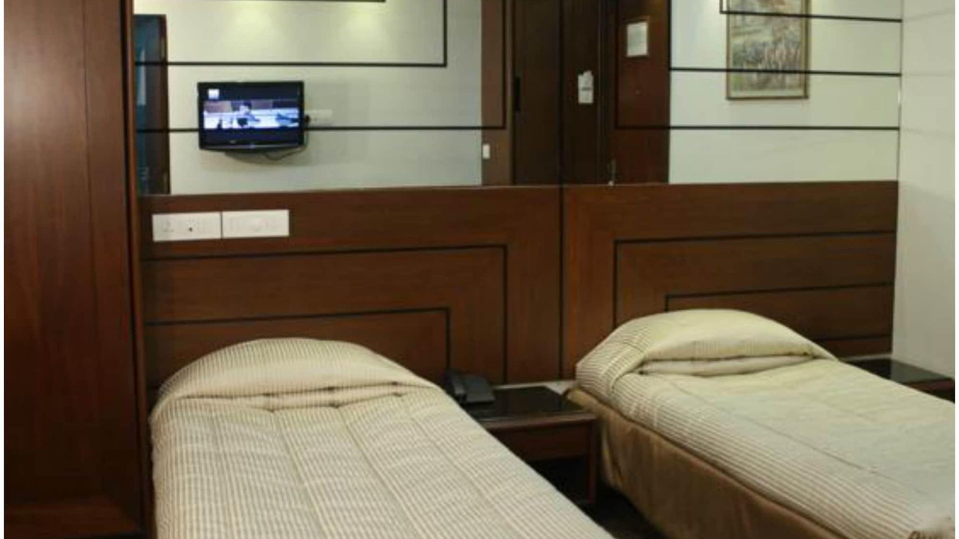Karl Residency Hotel 3*