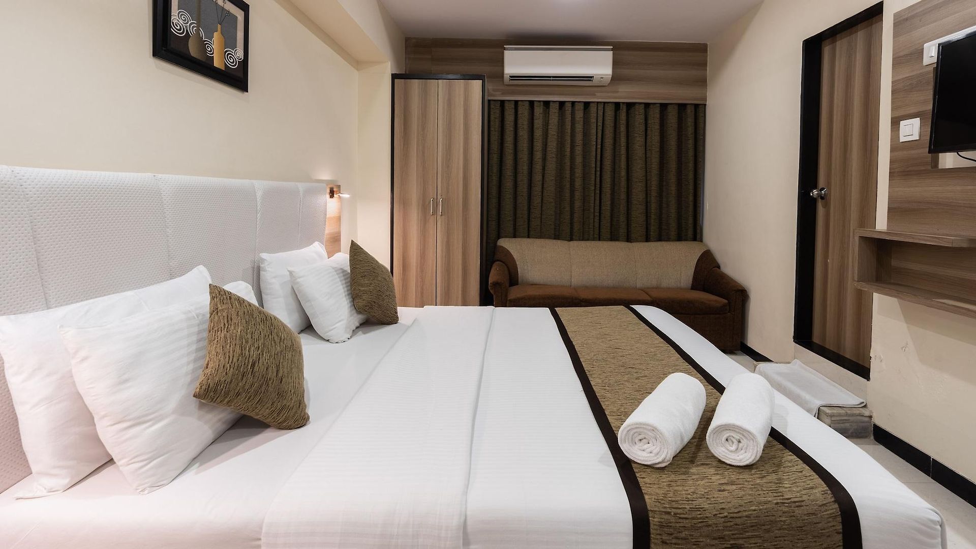 Avon Ruby Dadar Hotel Mumbai