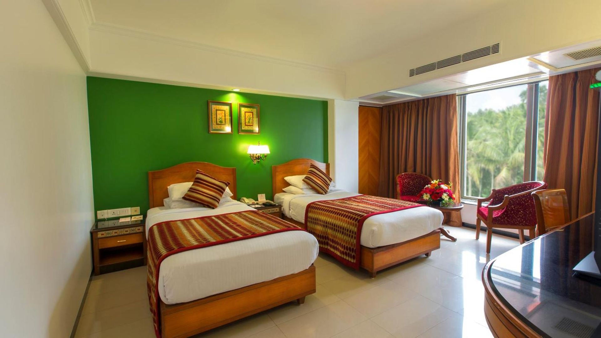 Hotel Ramee Guestline Dadar 4*
