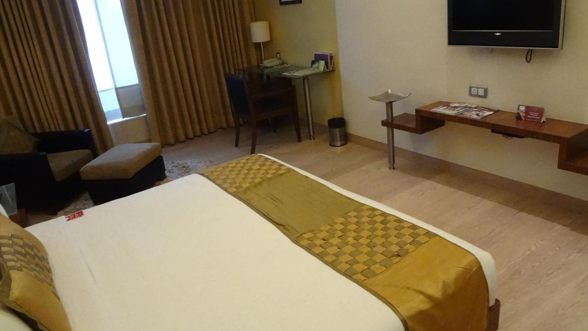 Mirage Hotel, International Airport 4* Mumbai