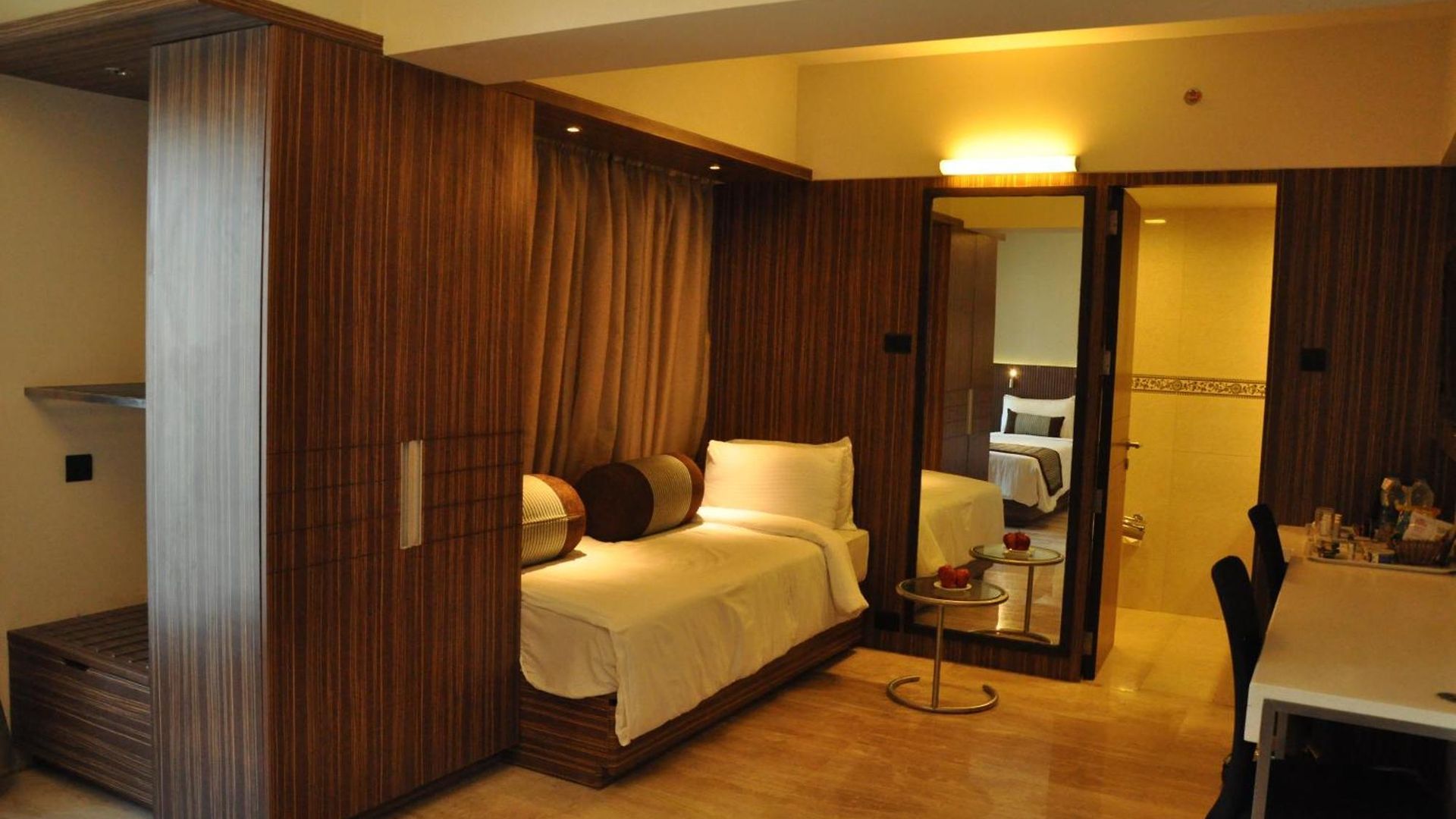 Residency Sarovar Portico Hotel Mumbai