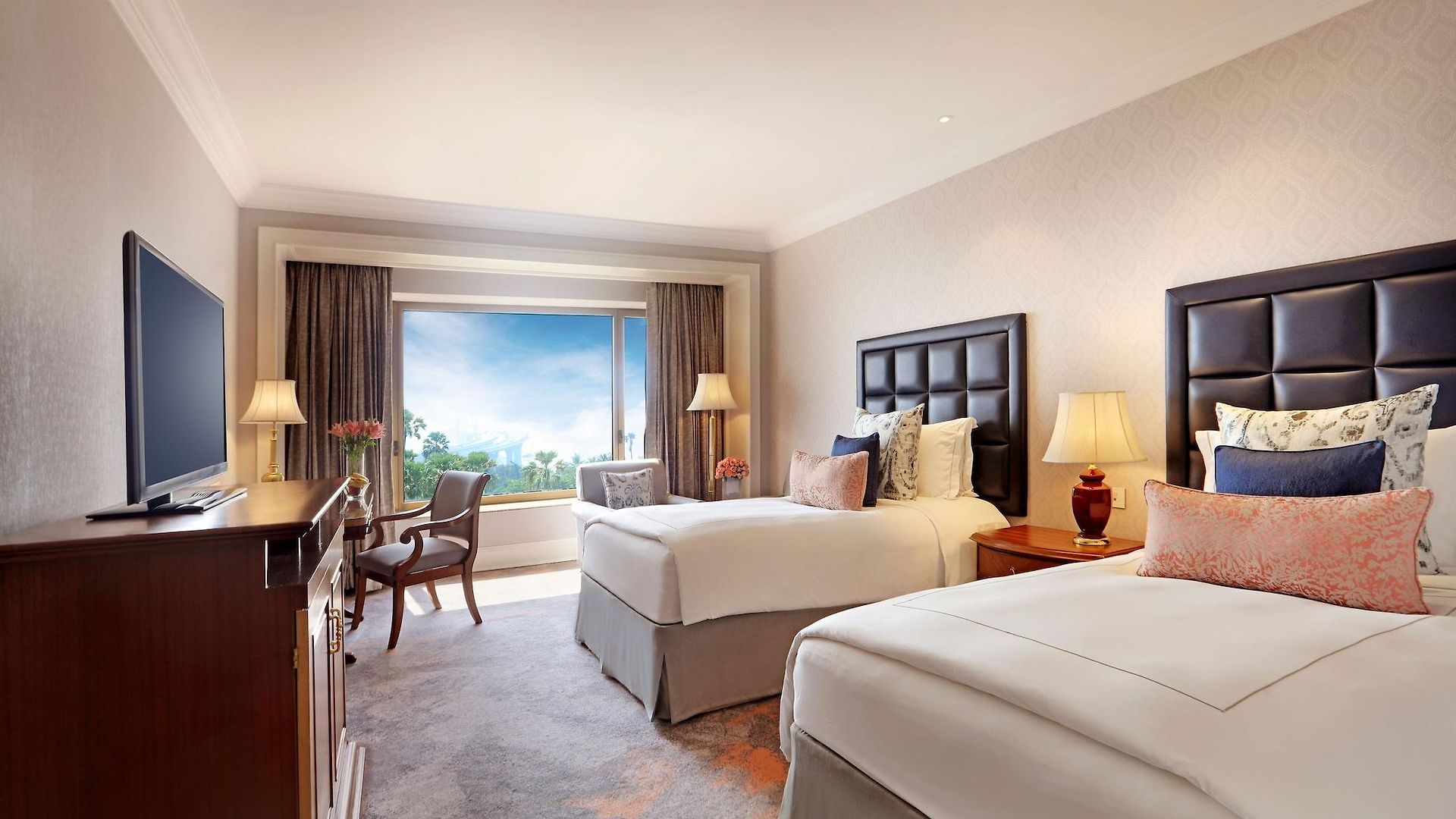 Taj Lands End Hotel 5*