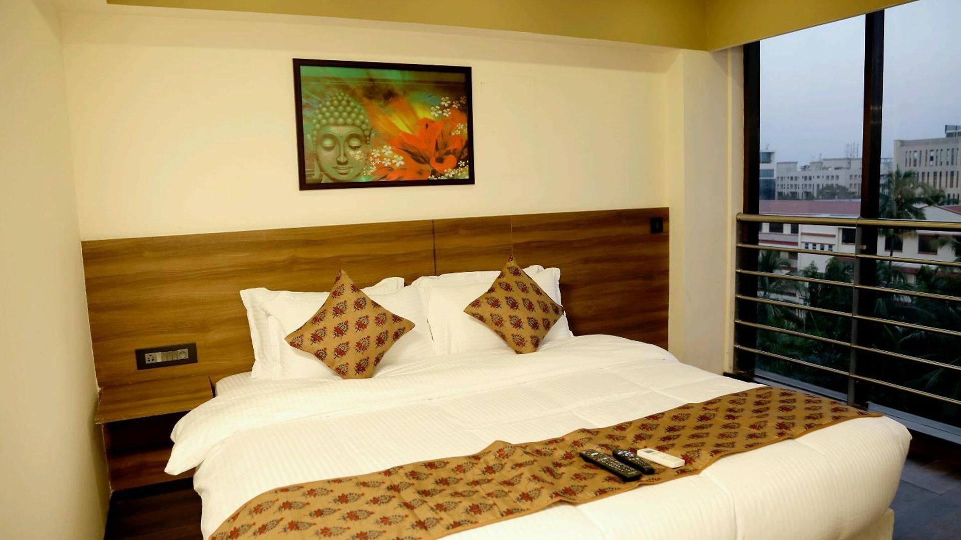 House Andheri East, 3* Mumbai