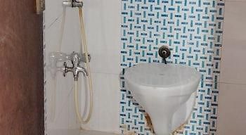 Fabhotel Kamran Residency - Nr Lbs Marg Hotel