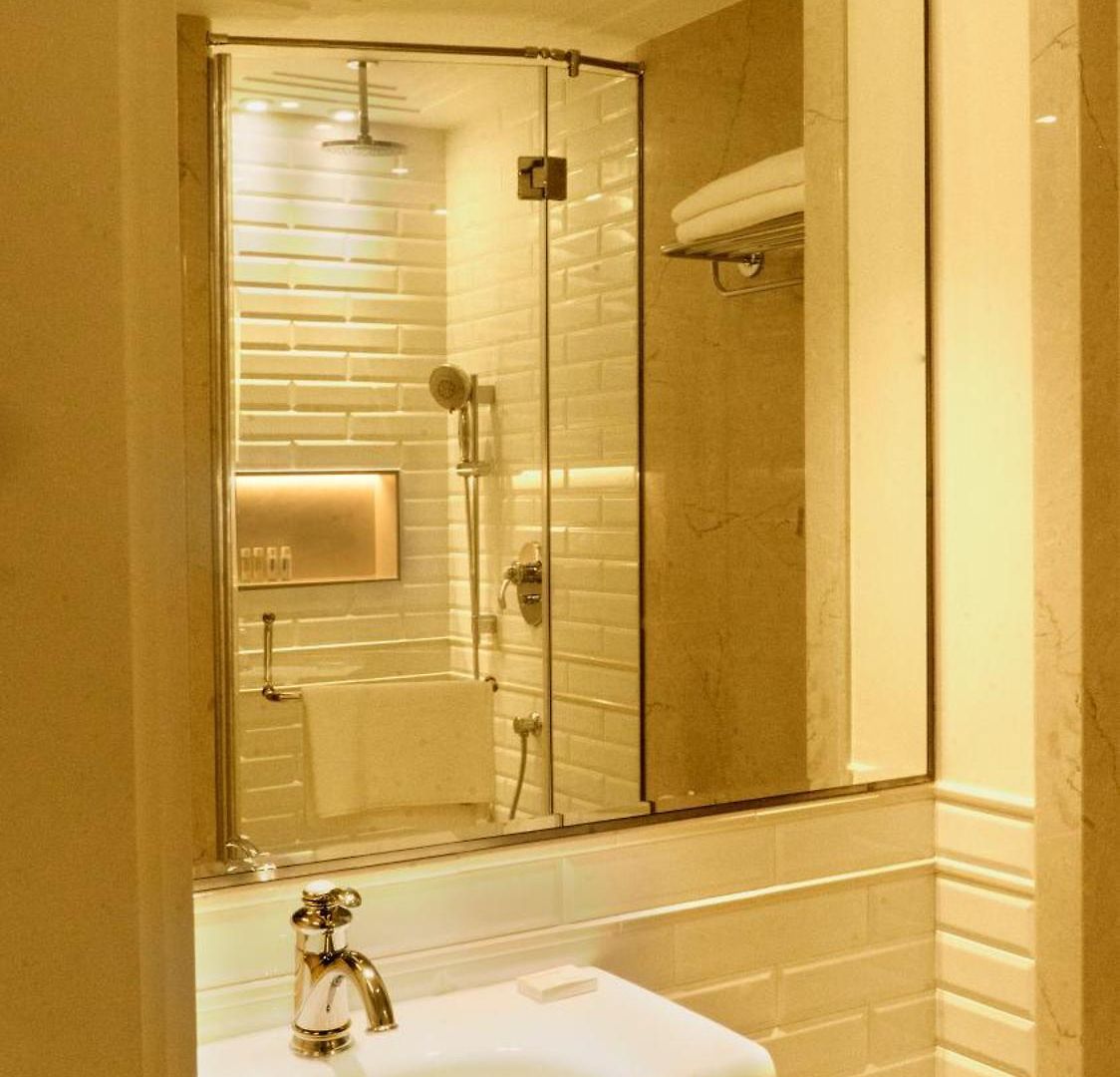 Harbour View Colaba Hotel 3*