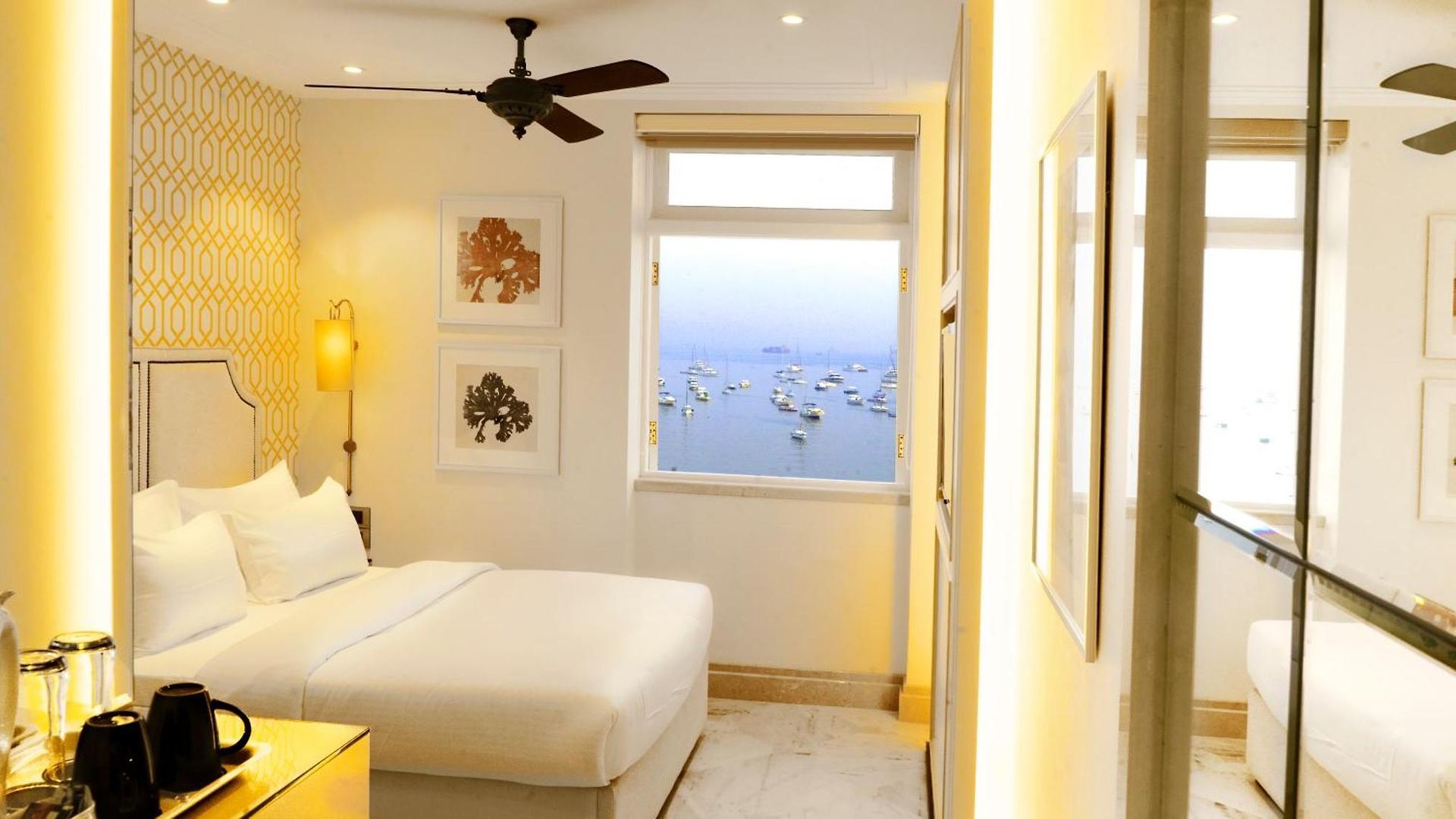 Hotel Harbour View Colaba Mumbai