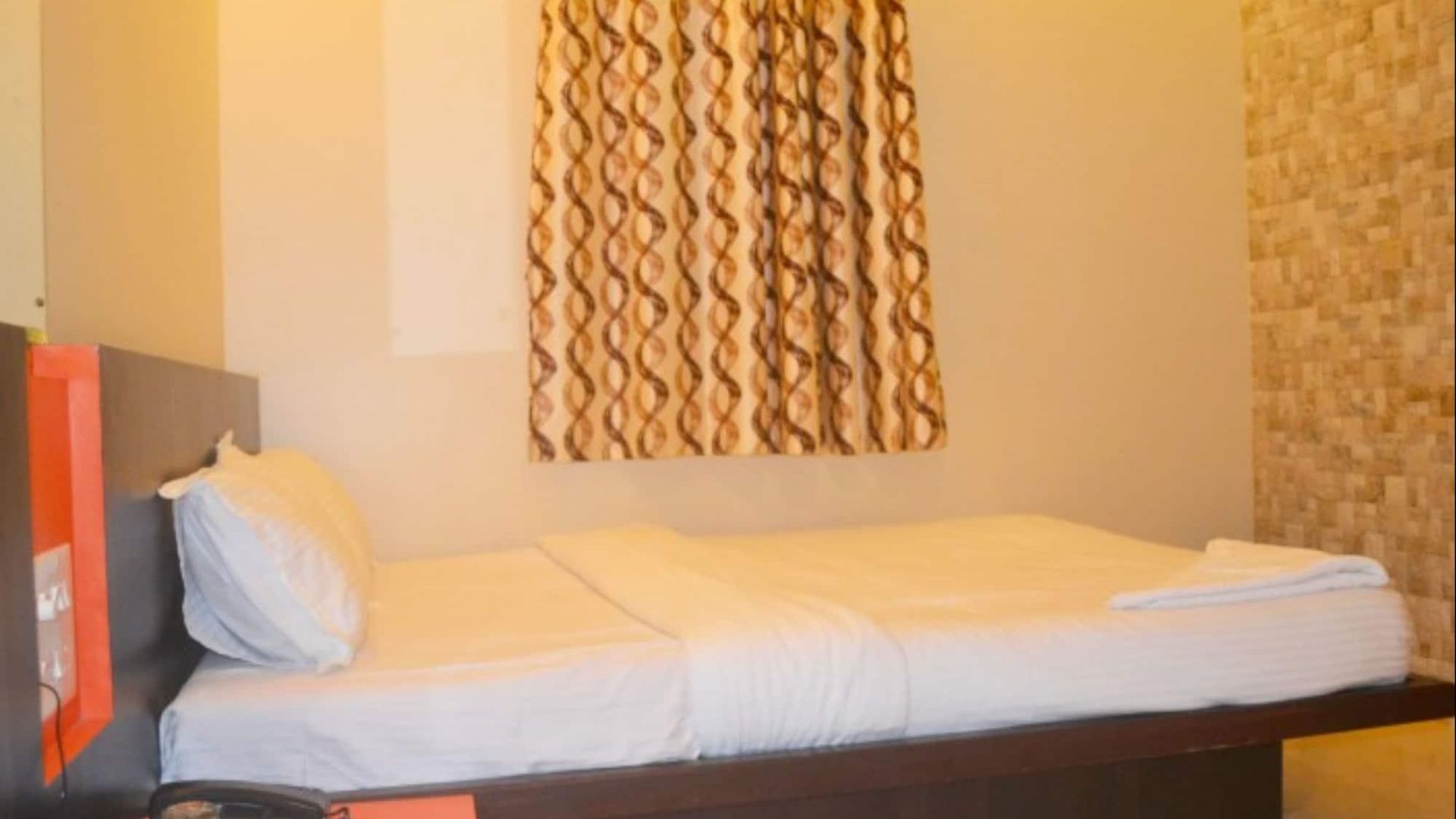 Collection O Airport Metro Andheri East Hotel Mumbai