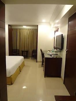 Suba Palace Near Gateway Of India Hotel 4*