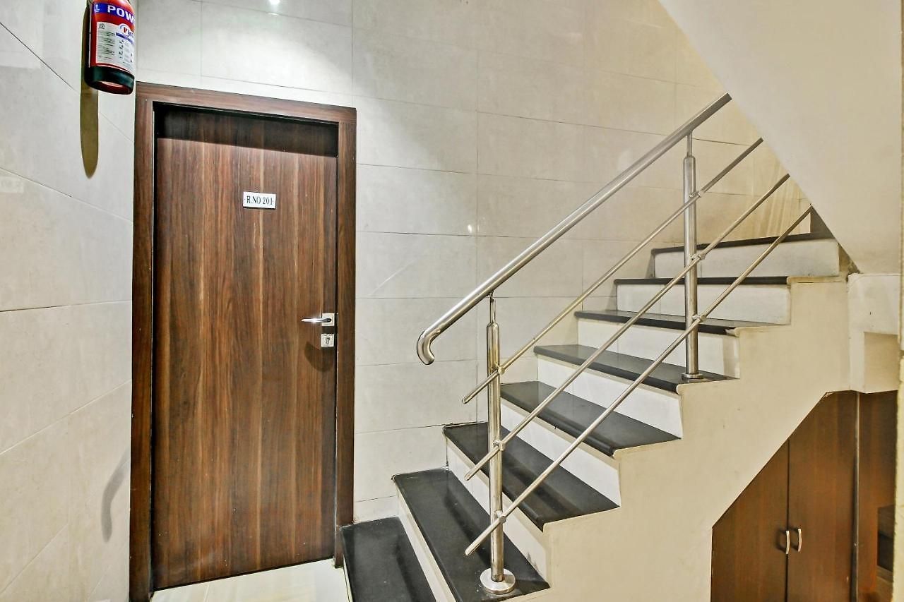 Hotel O Avenue Residency Sakinaka Metro Station 3*