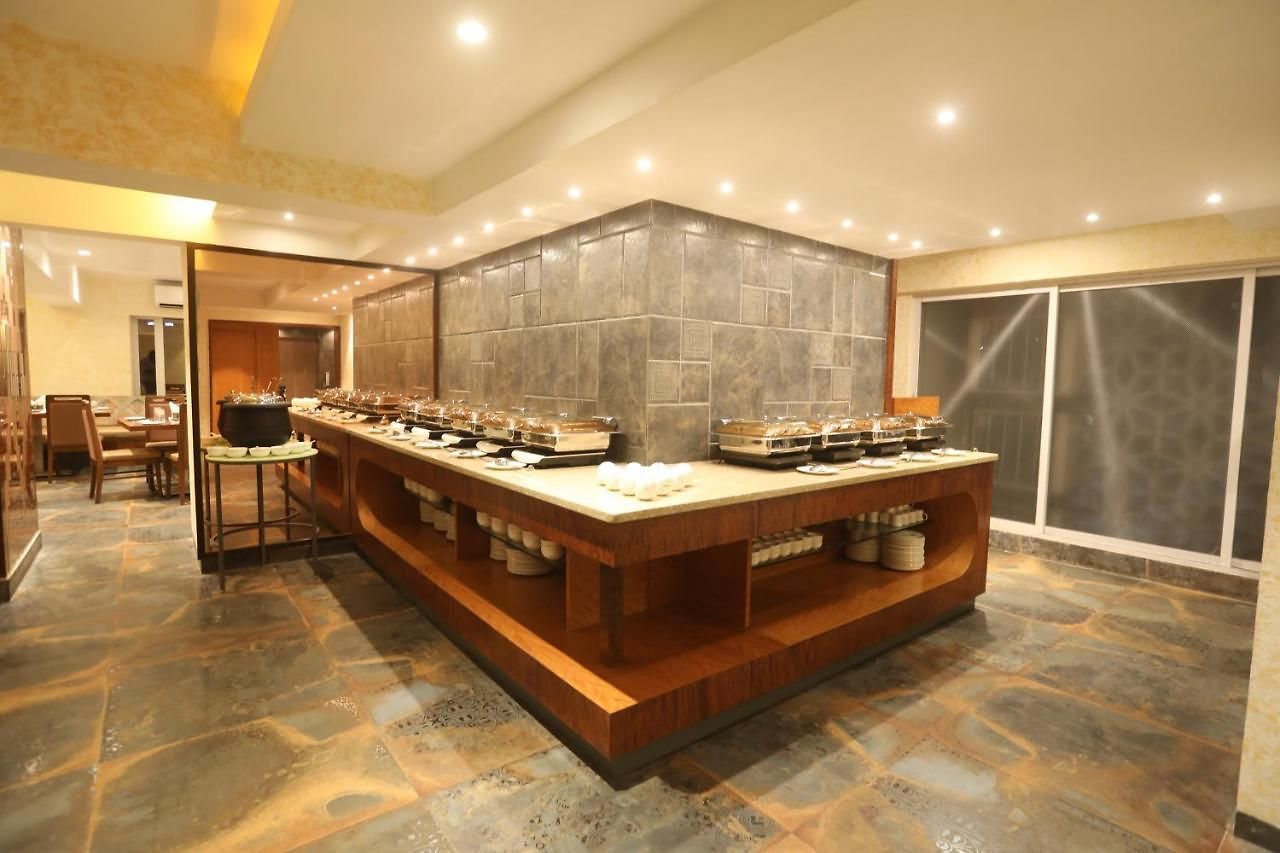 Cliffton Hotel 4*