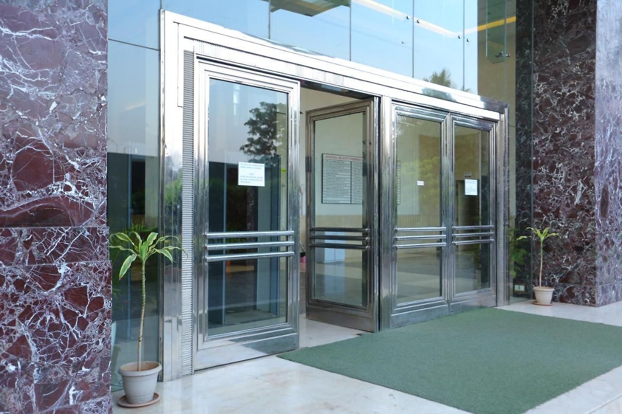 Universal Garden - Near Barc, Chembur Hotel Mumbai