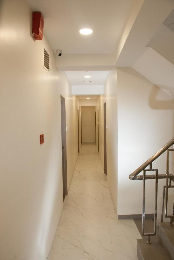 City Hotel 2*