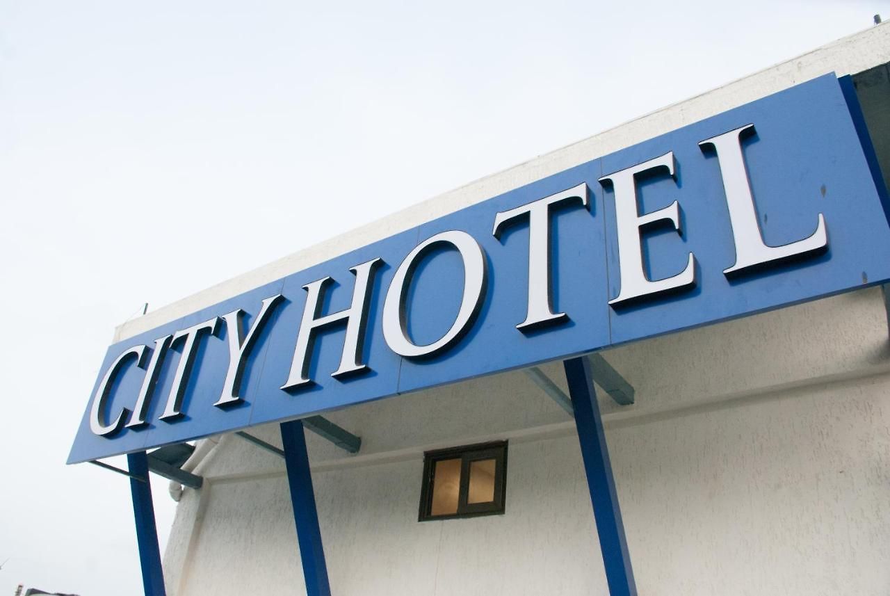 City Hotel Hotel 2*