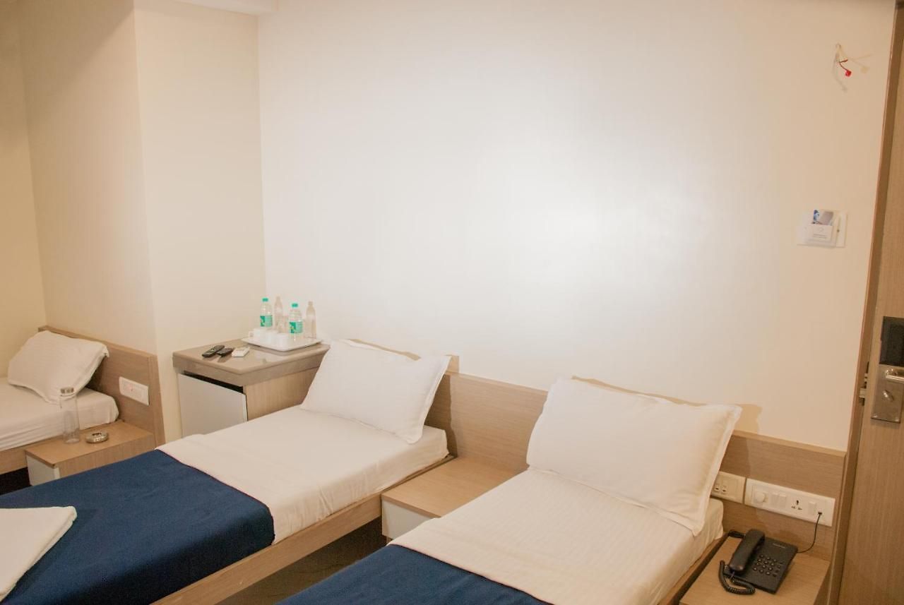 City Hotel Hotel 2*
