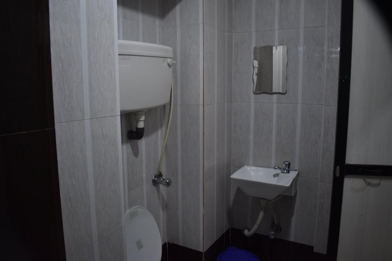 Hotel Sea View - Near Taj 3*