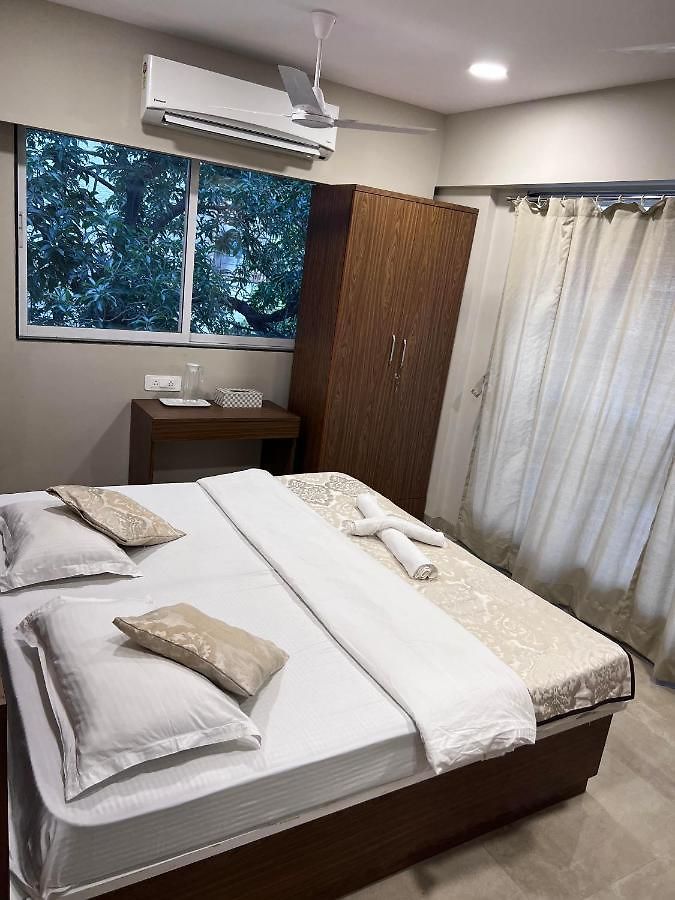 Pinakii Comfort Parle - Near Airport * Mumbai