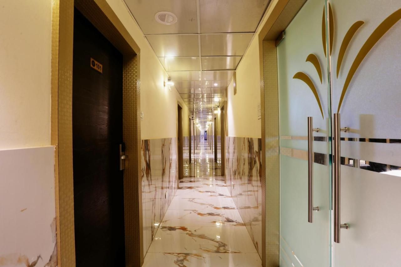 Guest house Hotel Primeland Mumbai