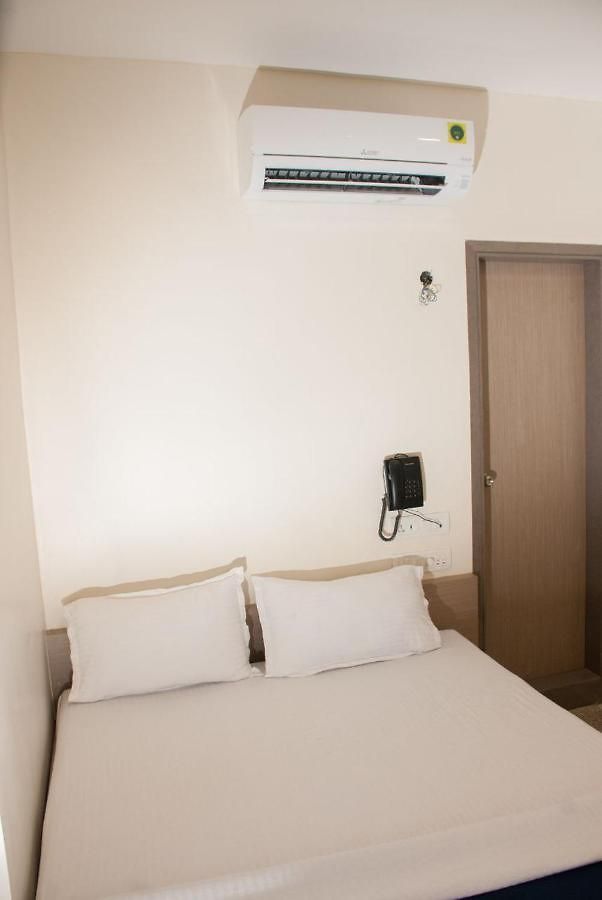 City Hotel 2*