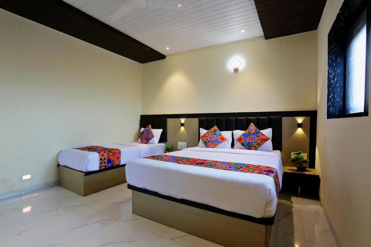 Hotel Primeland Guest house Mumbai