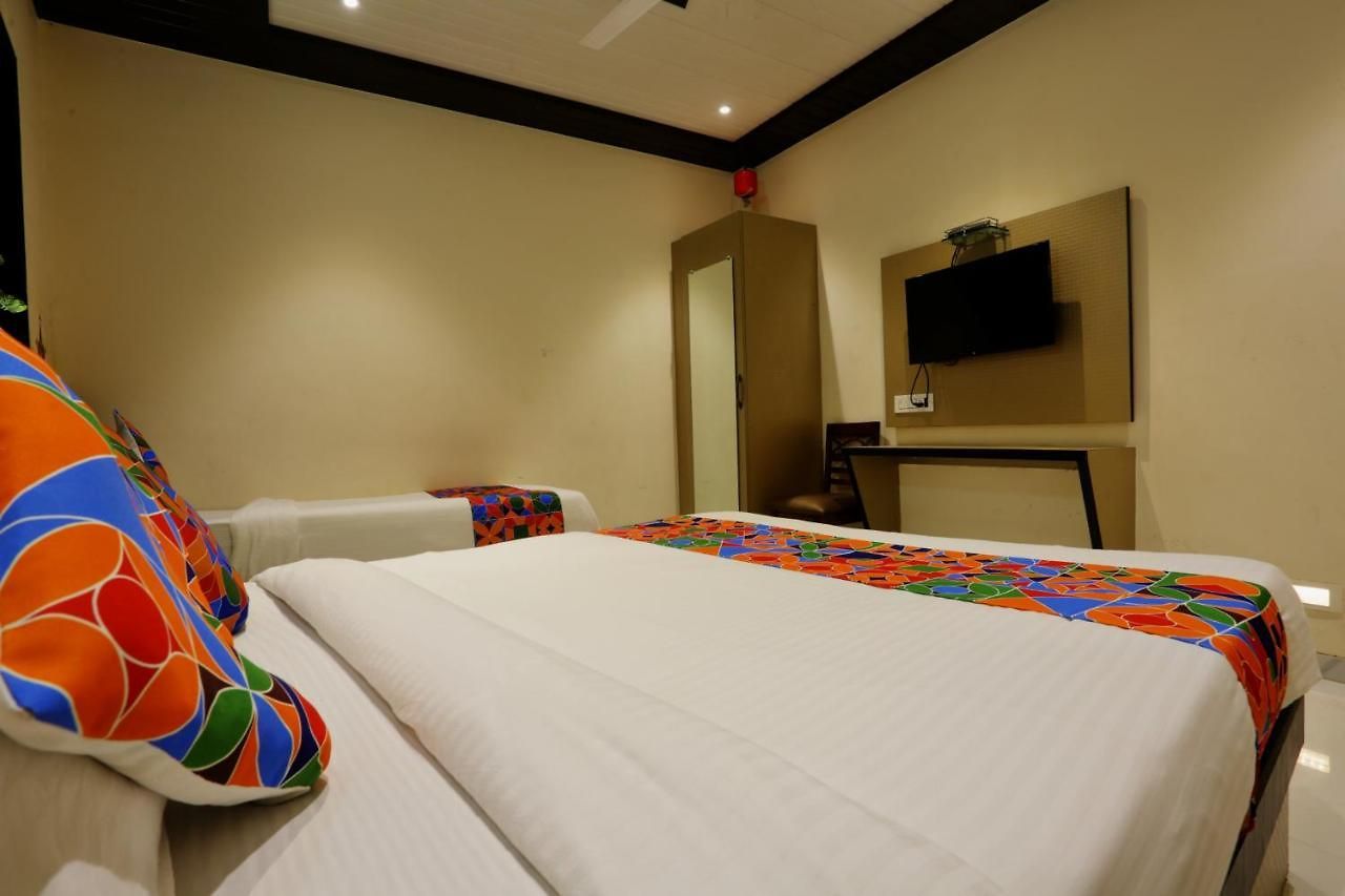 Hotel Primeland Guest house