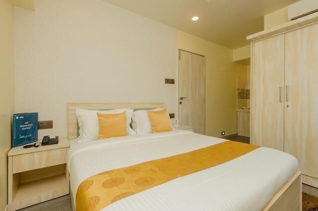 Guest house Hotel Meadow Inn Santacruz Vakola Mumbai