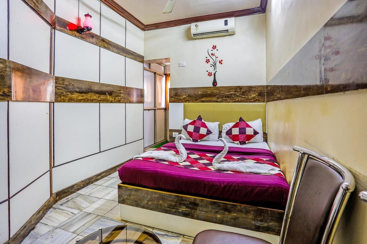 Golden Plaza Hotel 3*