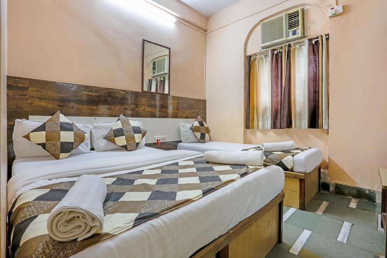 Golden Plaza Hotel 3*