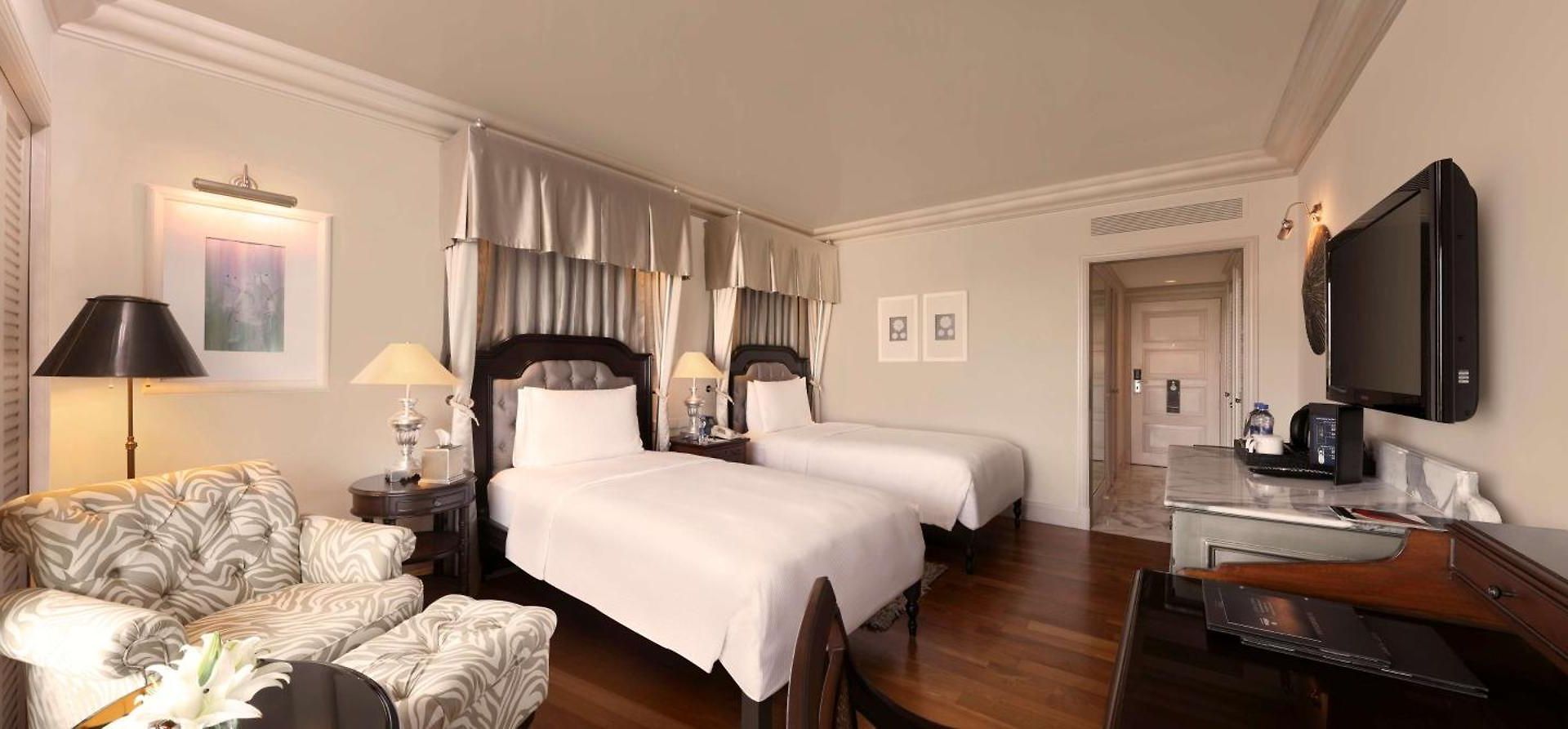 Hilton International Airport 5* Mumbai