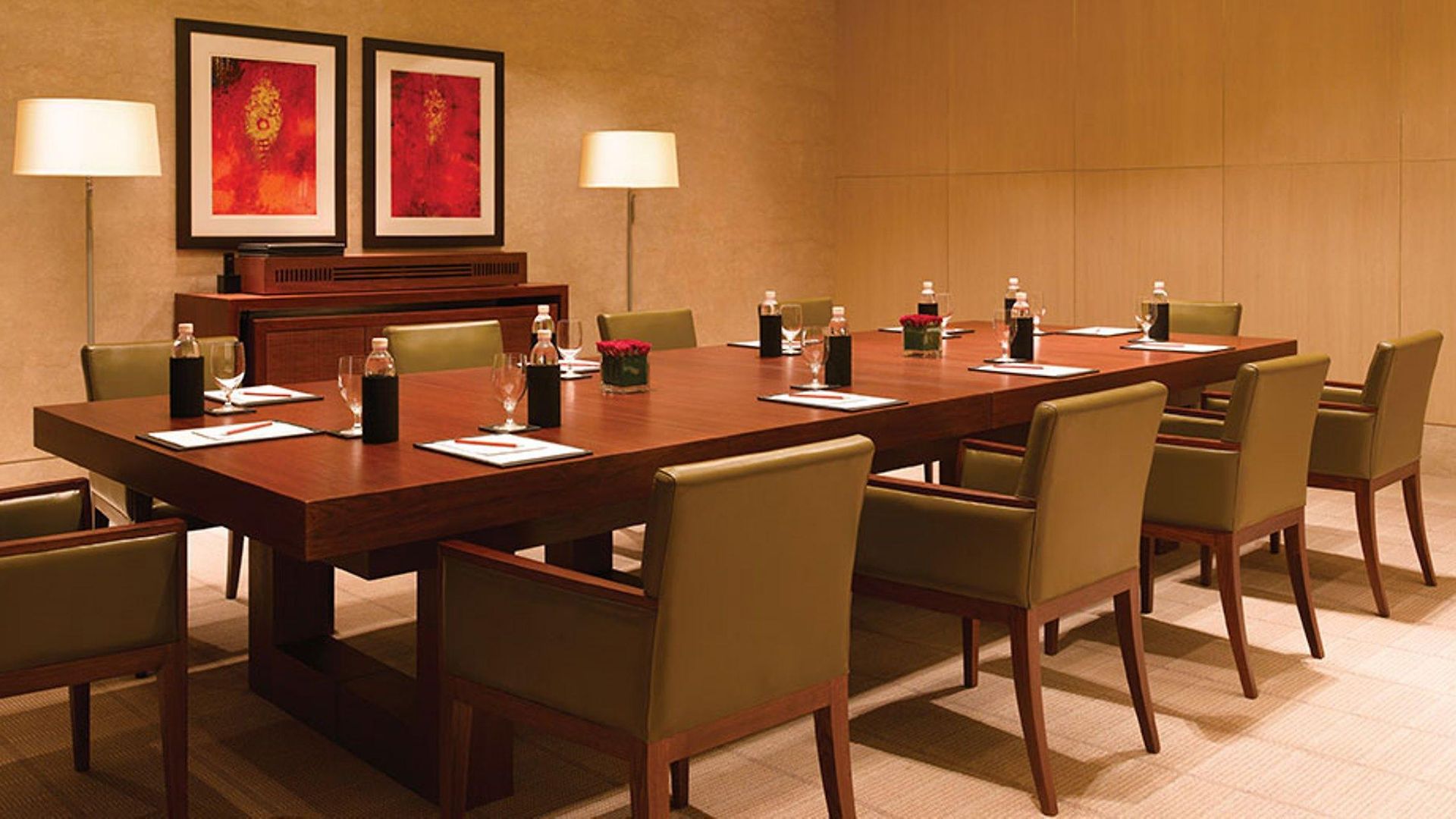 Trident Bandra Kurla 5*